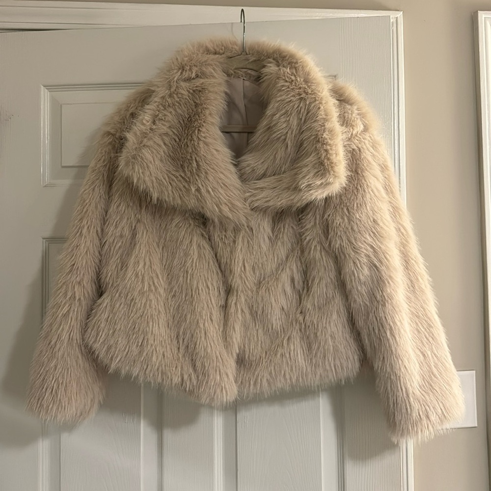 Faux fur Fuzzy White Jacket